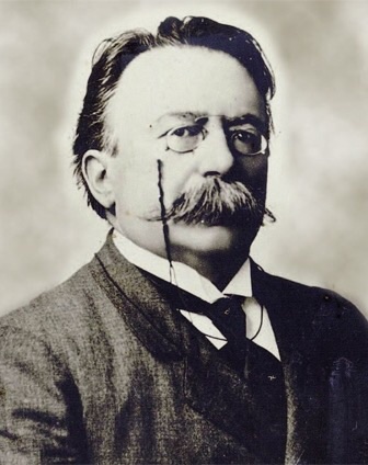 andrea_costa_camera.jpg
